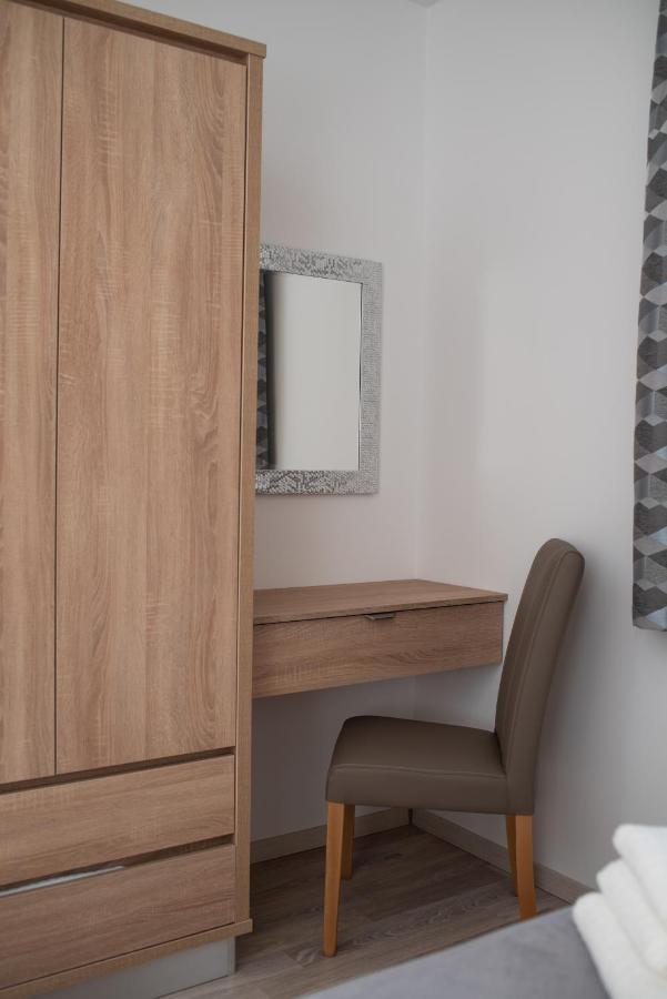 Twins Apartman Hévíz Buitenkant foto