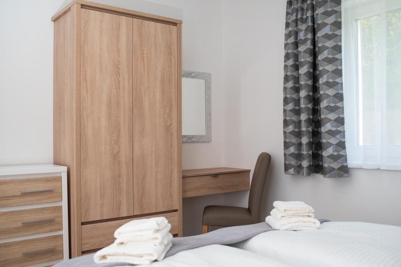 Twins Apartman Hévíz Buitenkant foto